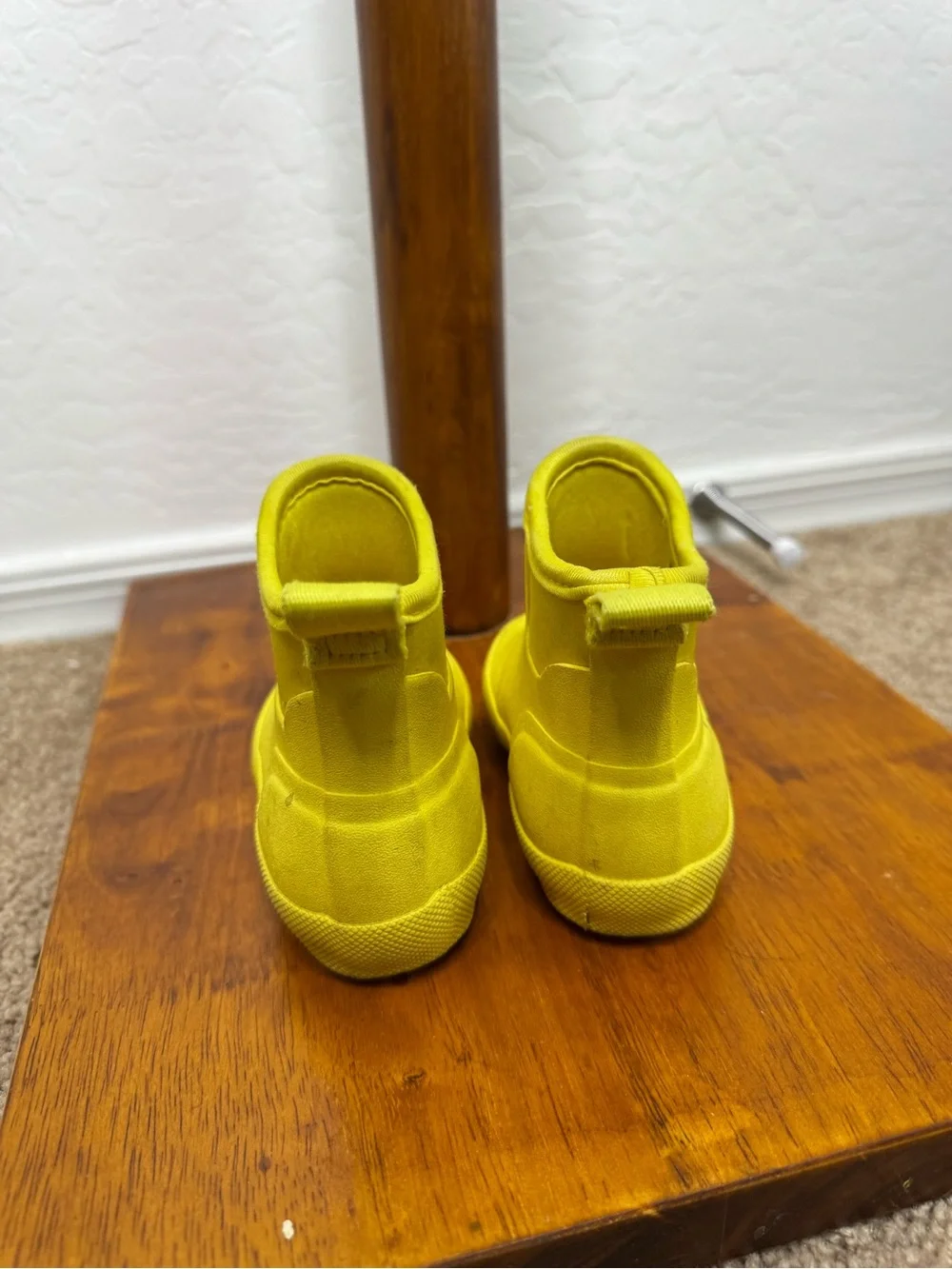 Hunter Kids Yellow Finley Rain Boots